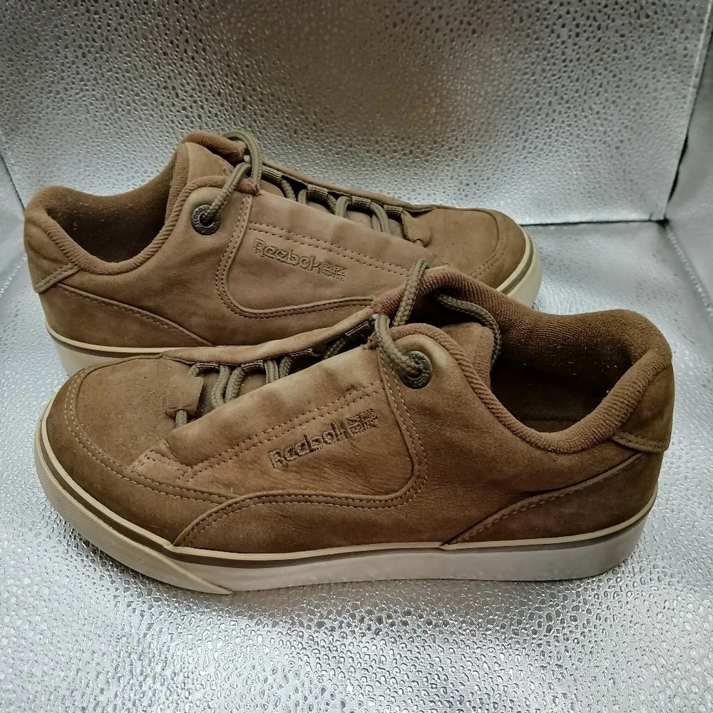 Reebok Tan Sneaker Women's Size 6.5